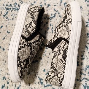 Qupid Shoes - Snake Print Sneakers Qupid Shoes - Snake Print Sneakers